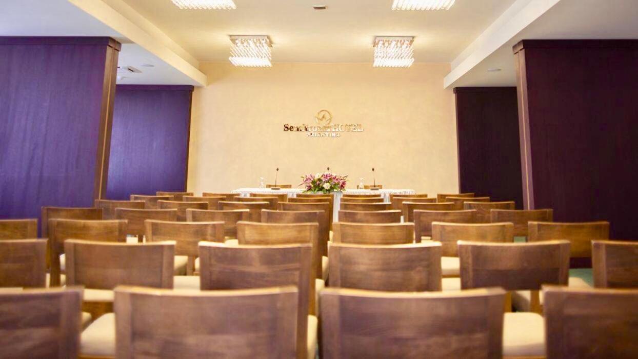 Semitronix Hotel Prishtina Priștina Exterior foto